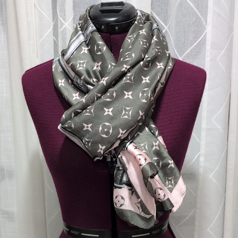 Elegant Pink and Gray Designer Scarf
